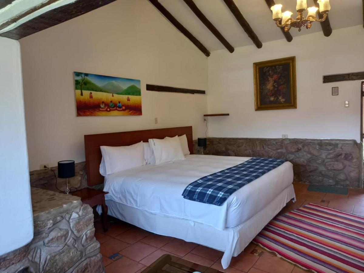 Lizzy Wasi Urubamba Hotell Exteriör bild