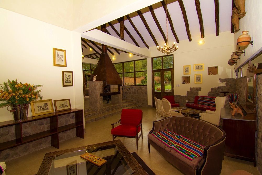 Lizzy Wasi Urubamba Hotell Exteriör bild